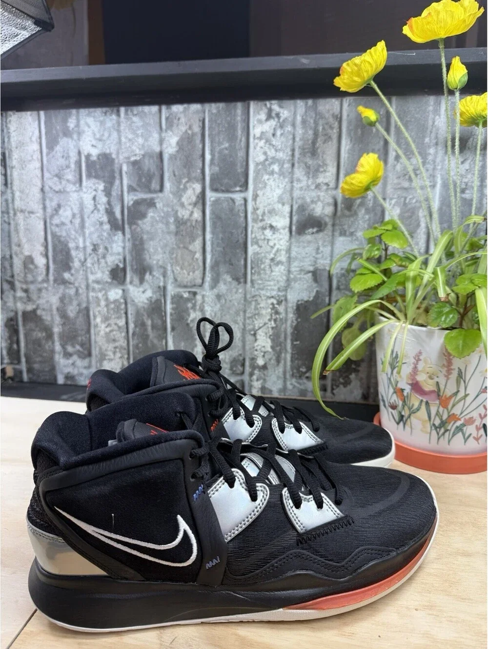 Nike Kyrie 7 GS CZ0204-001 Black/Silver Mid Top Basketball Shoes US 11